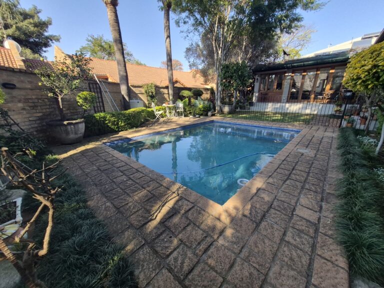 Ambiance - Pool
